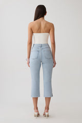 Mary Denim Capris - Light Blue