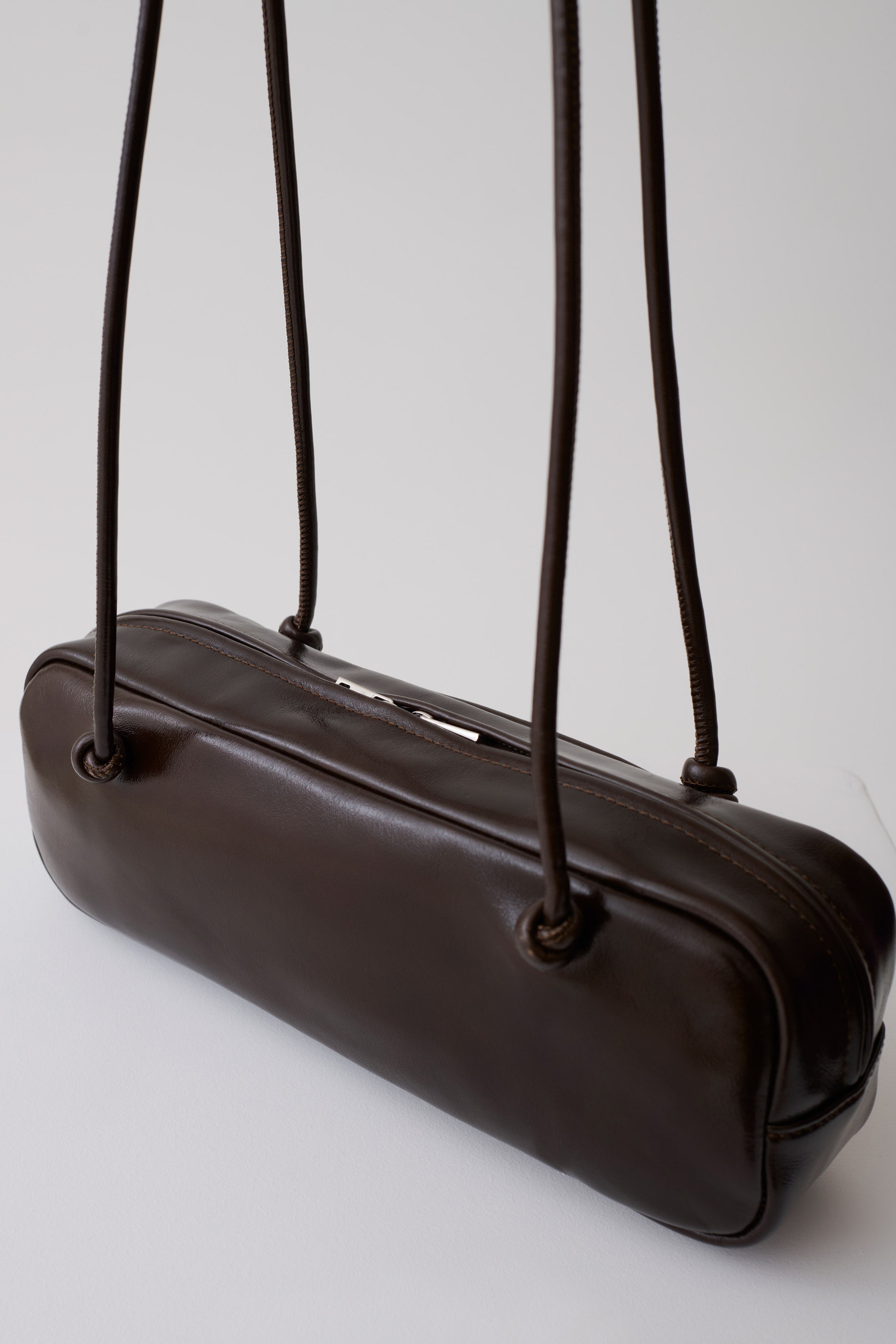 Mia Barrel Bag - Chocolate